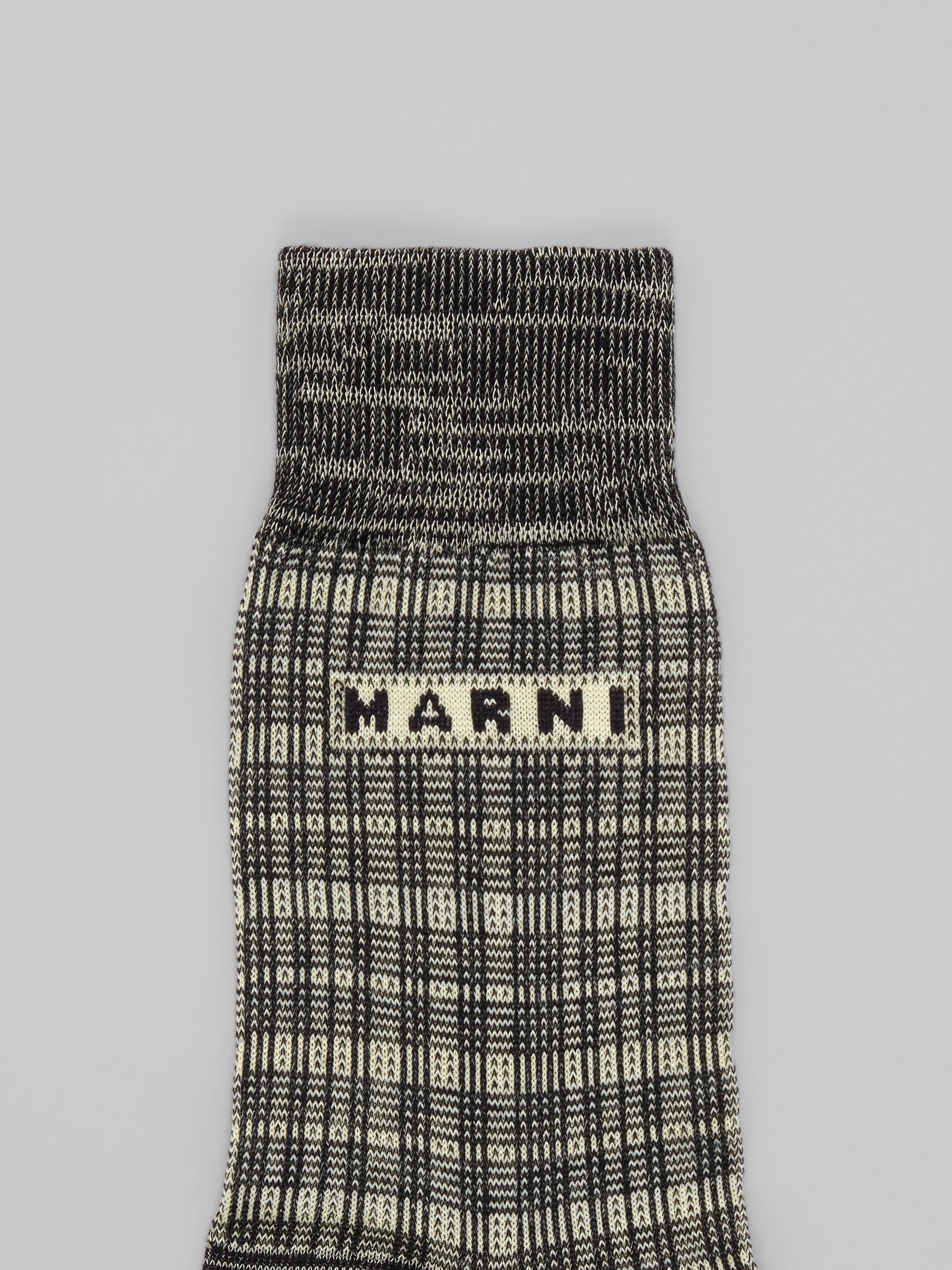 YELLOW SOCKS WITH LOGO INLAY - 3