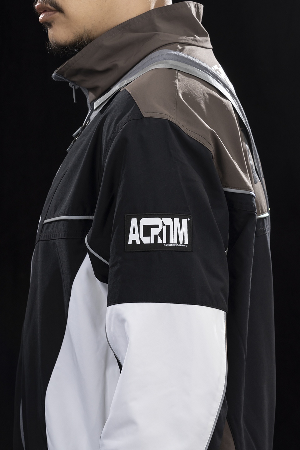 GGG-J2-100 Nike® Acronym® Track Jacket Woven White/Multi - 18