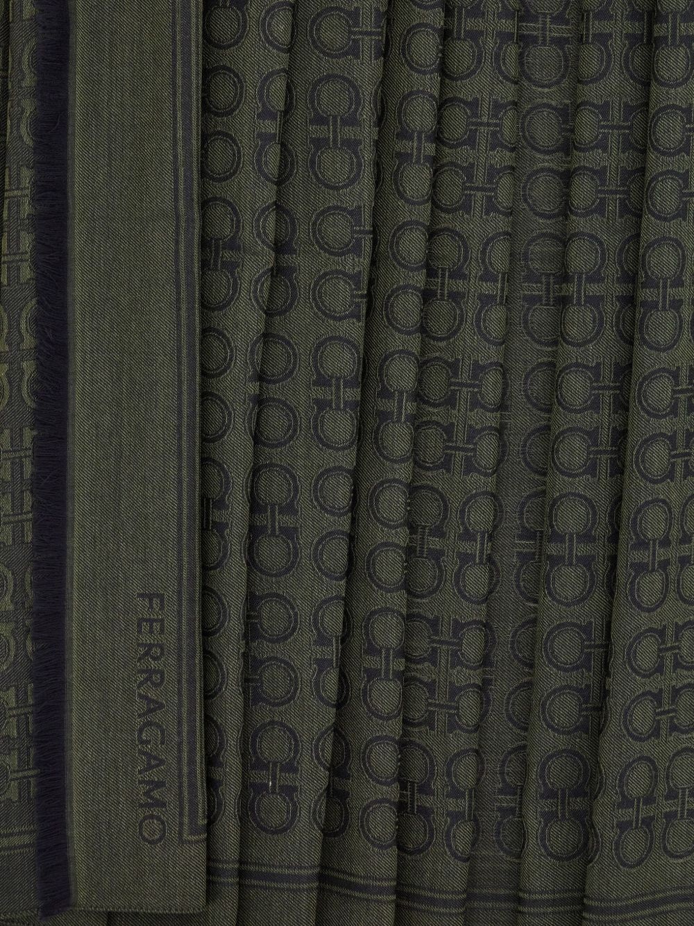 Gancini-patterned scarf - 2