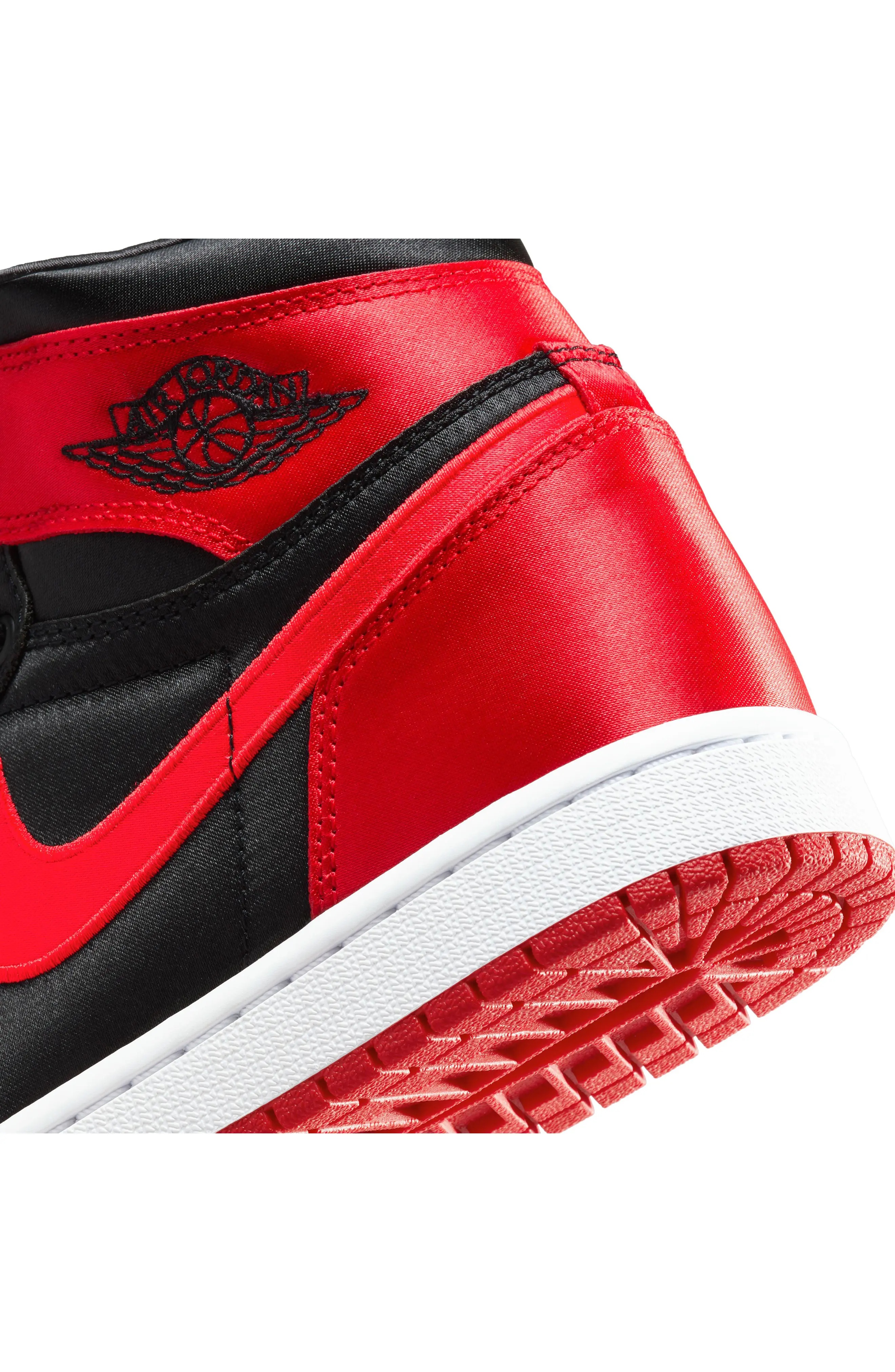 Air Jordan 1 Retro High Top Sneaker in Black/University Red/White - 9