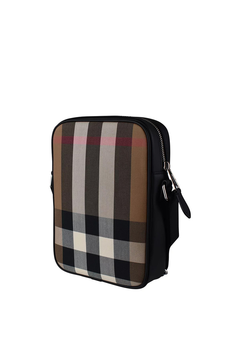 Burberry Paddy bag outlook