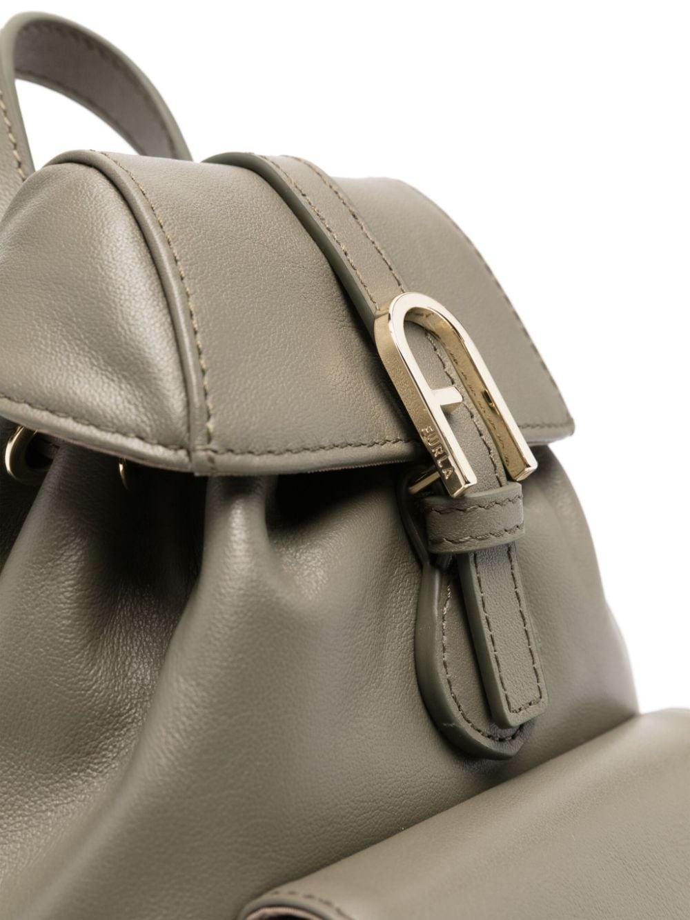 logo-buckle leather backpack - 4
