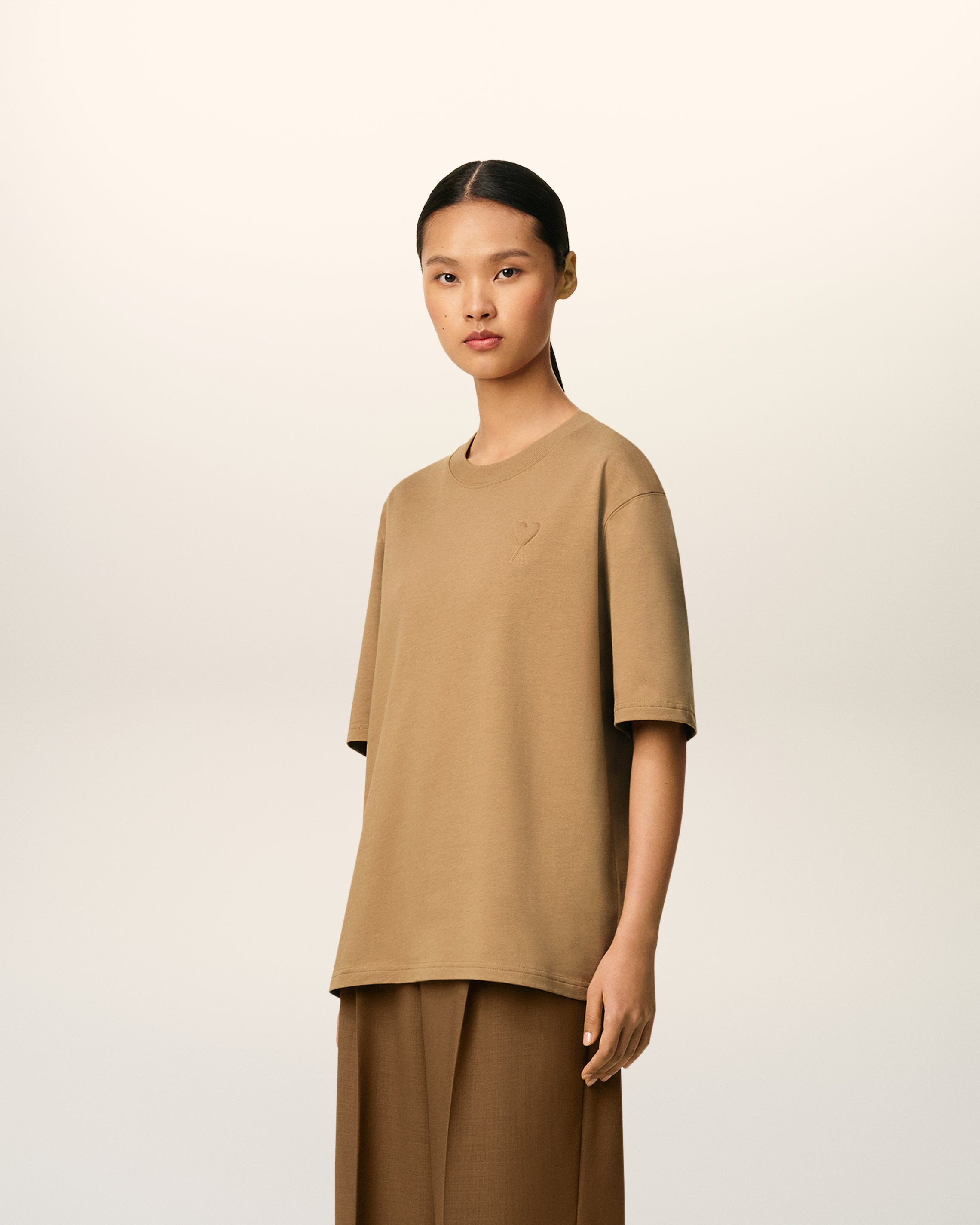 BROWN COTTON AMI DE COEUR COSY FIT T-SHIRT - 6
