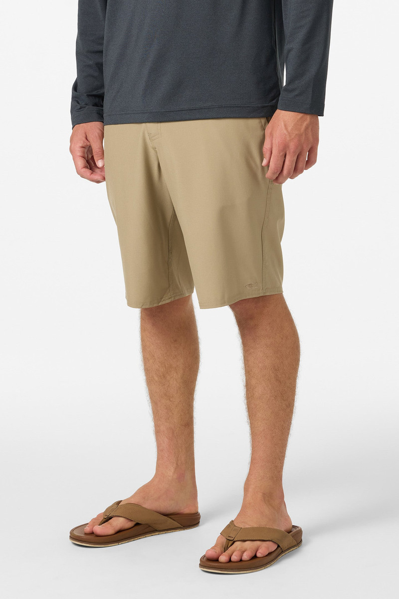 Loaded 21" Hybrid Shorts 5