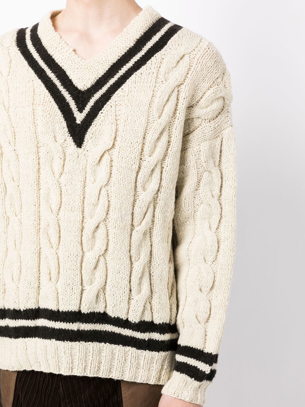 CABLE-KNIT V-NECK JUMPER - 4