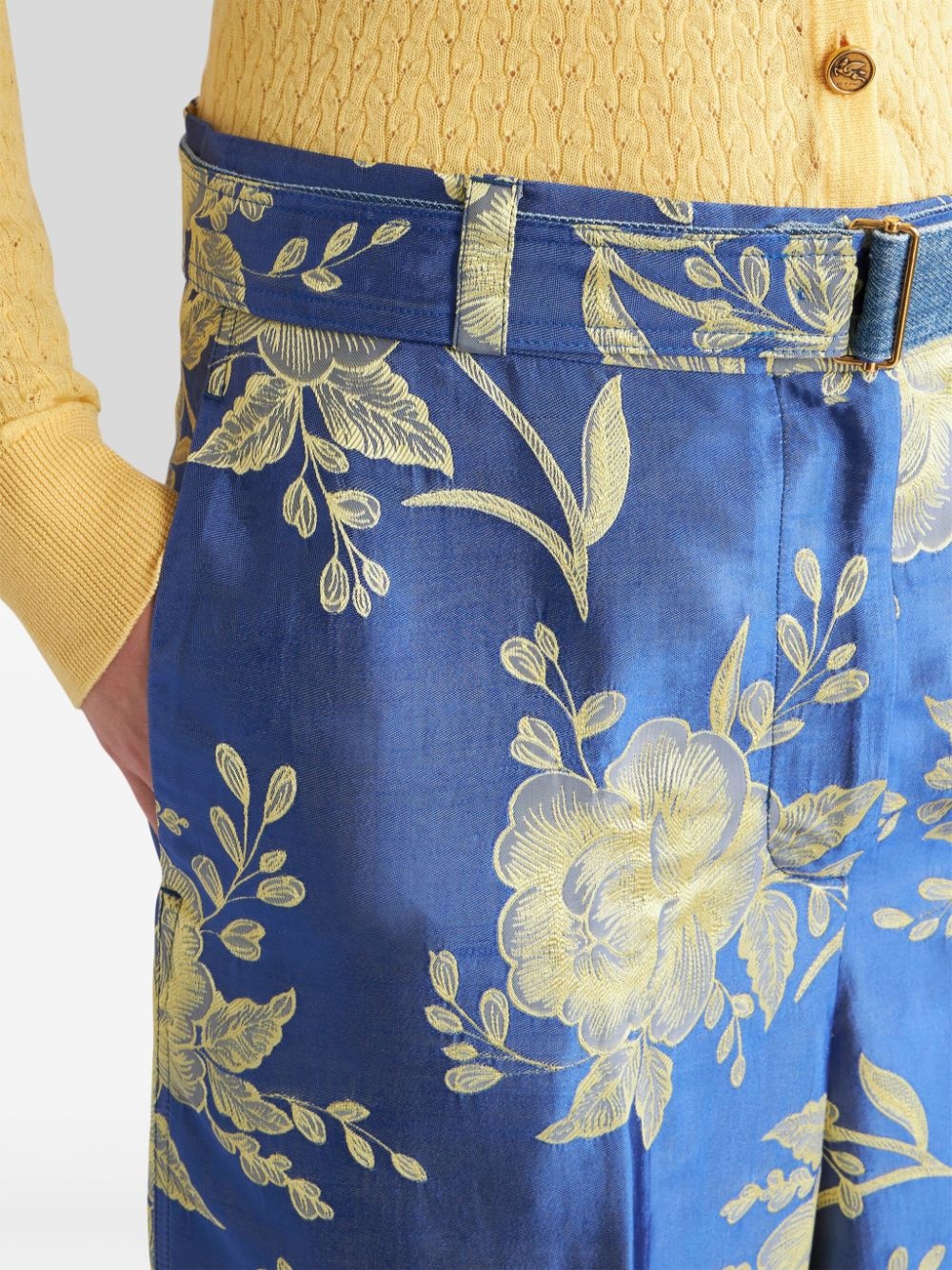 floral-jacquard belted shorts - 5