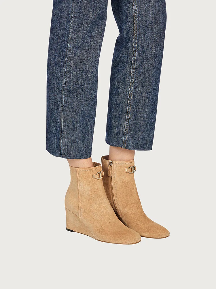 ANKLE BOOT WITH WEDGE HEEL - 3
