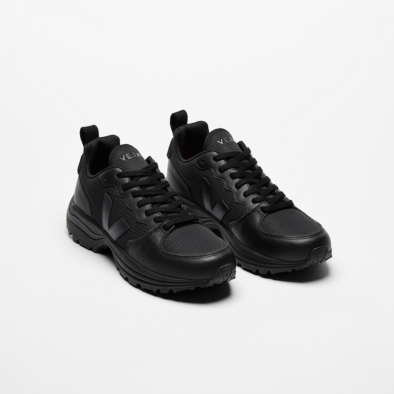 VEJA VENTURI II RIPSTOP BLACK BLACK outlook