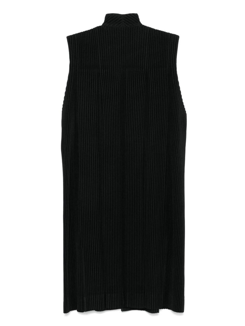 ISSEY MIYAKE Tucked vest outlook