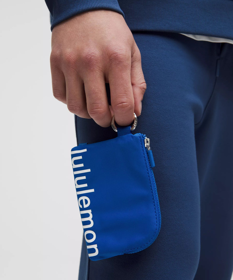 lululemon Clippable Card Pouch outlook