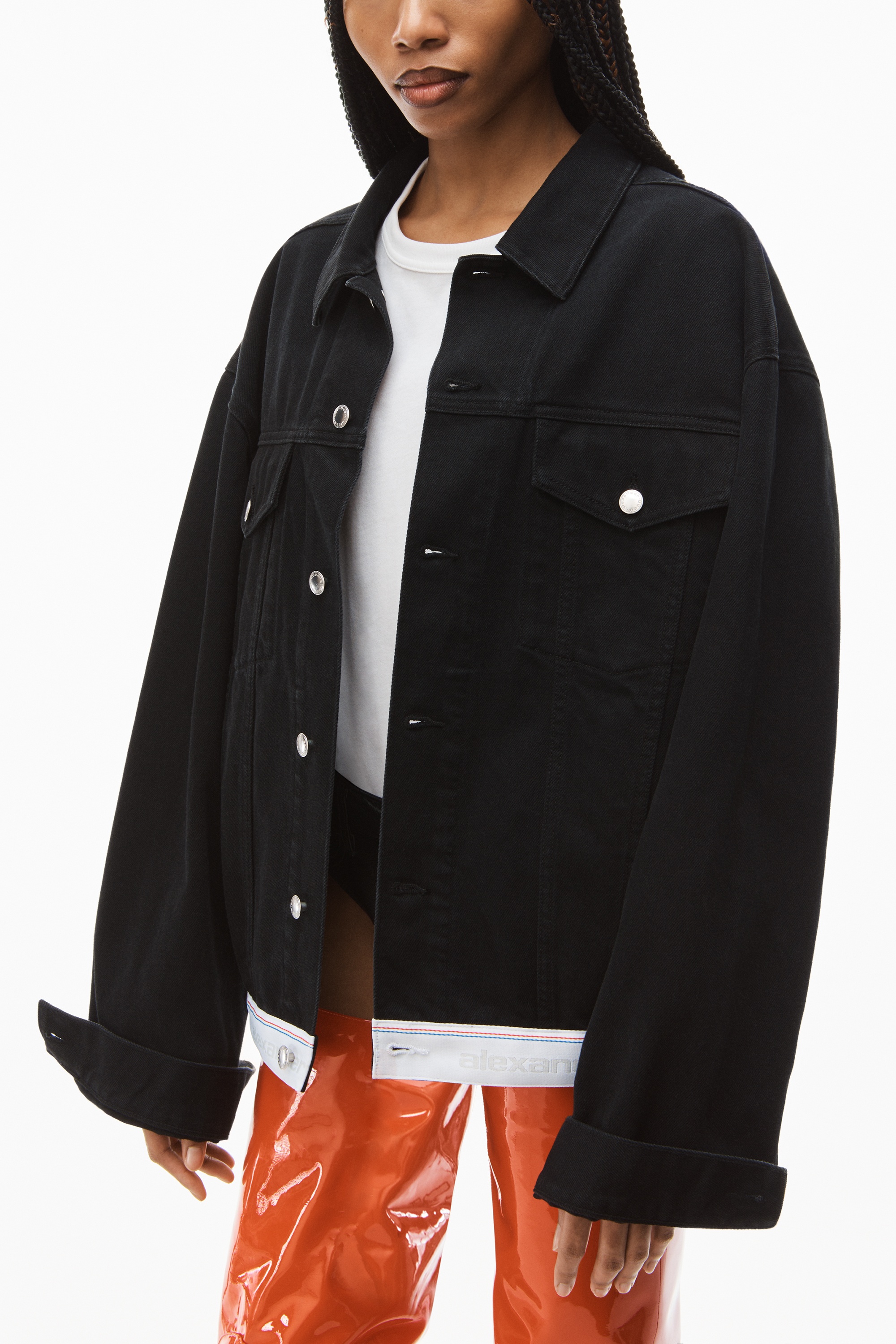 LOGO TRUCKER JACKET IN WASHED BLACK DENIM - 3