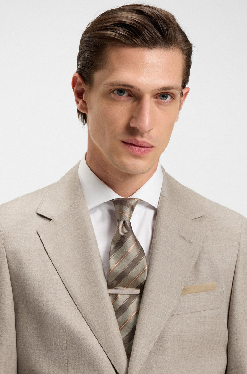 TWO-PIECE REGULAR-FIT SUIT IN HERRINGBONE VIRGIN WOOL 4