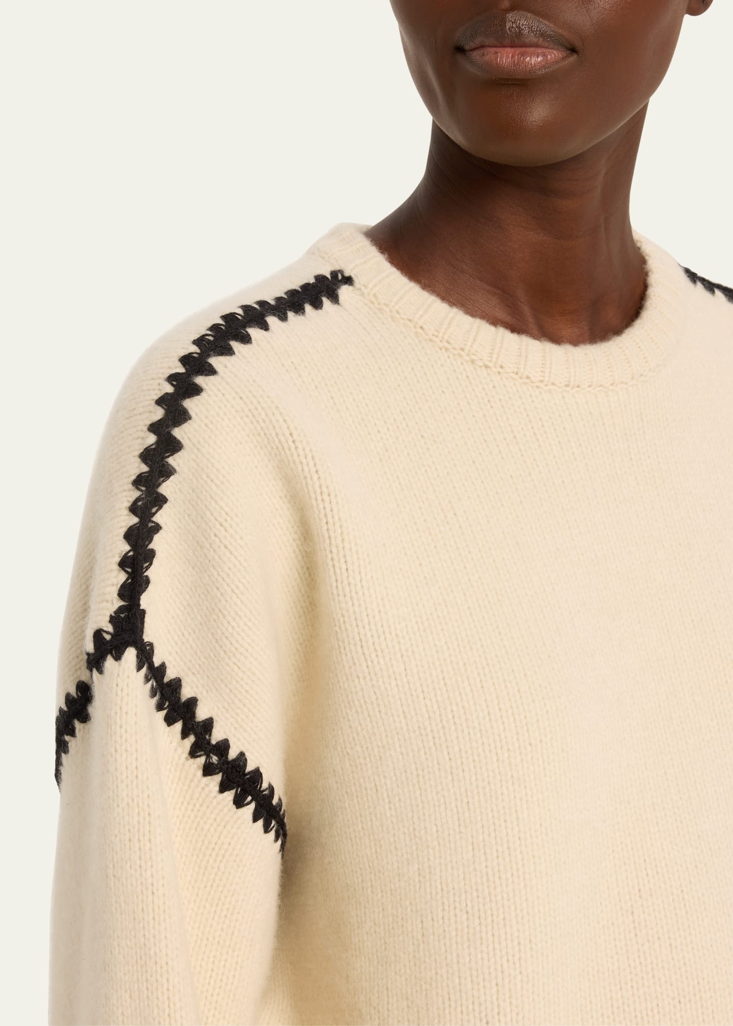 Cashmere-Blend Knit Sweater with Embroidered Detail - 5