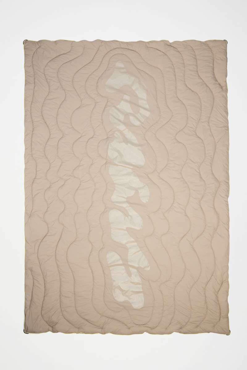 Puffer Blanket 3
