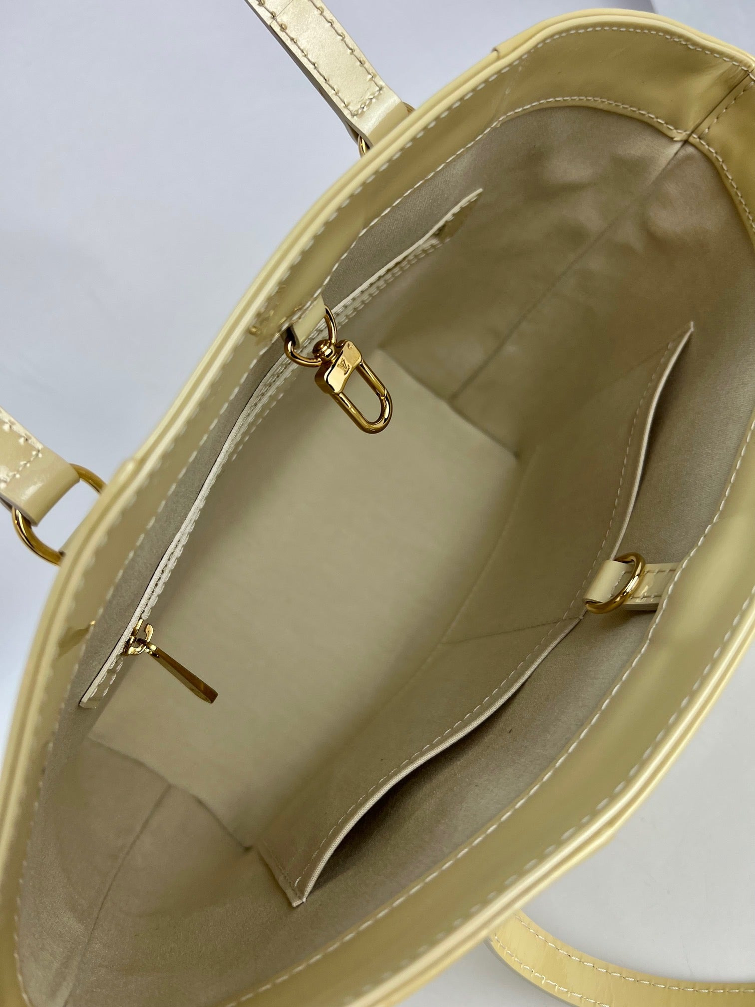 LOUIS VUITTON Monogram White Cream Vernis Avalon MM Tote Hand Shoulder Bag Pre owned - 11