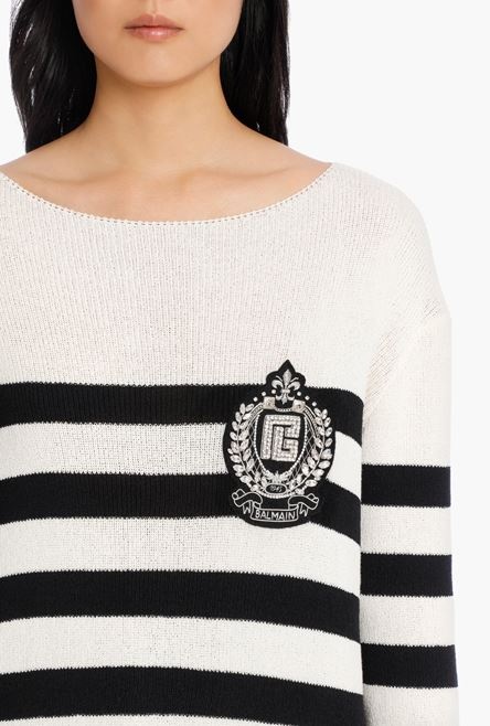 Ecru and black striped knit sweater with silver Balmain badge - 6