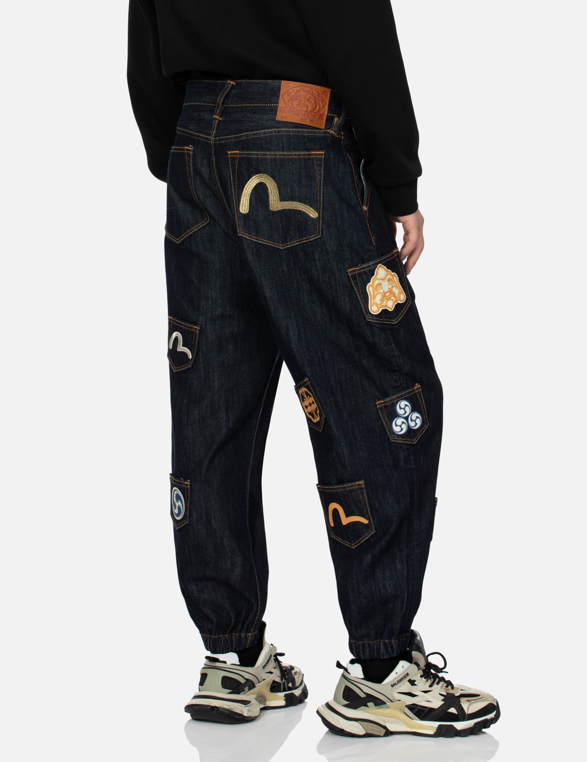 MULTI POCKET WITH SEAGULL EMBROIDERY RELAX FIT DENIM JOGGERS - 7