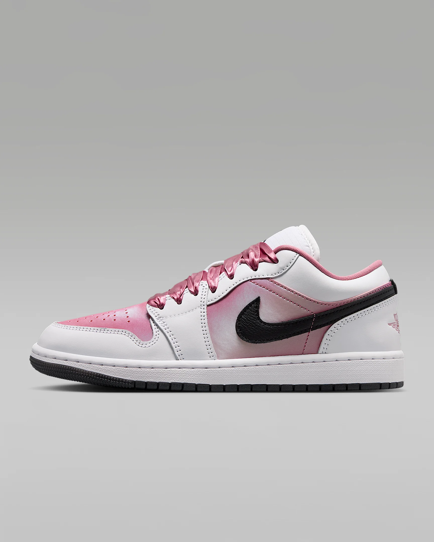Air Jordan 1 Low SE Women's Shoes - 1