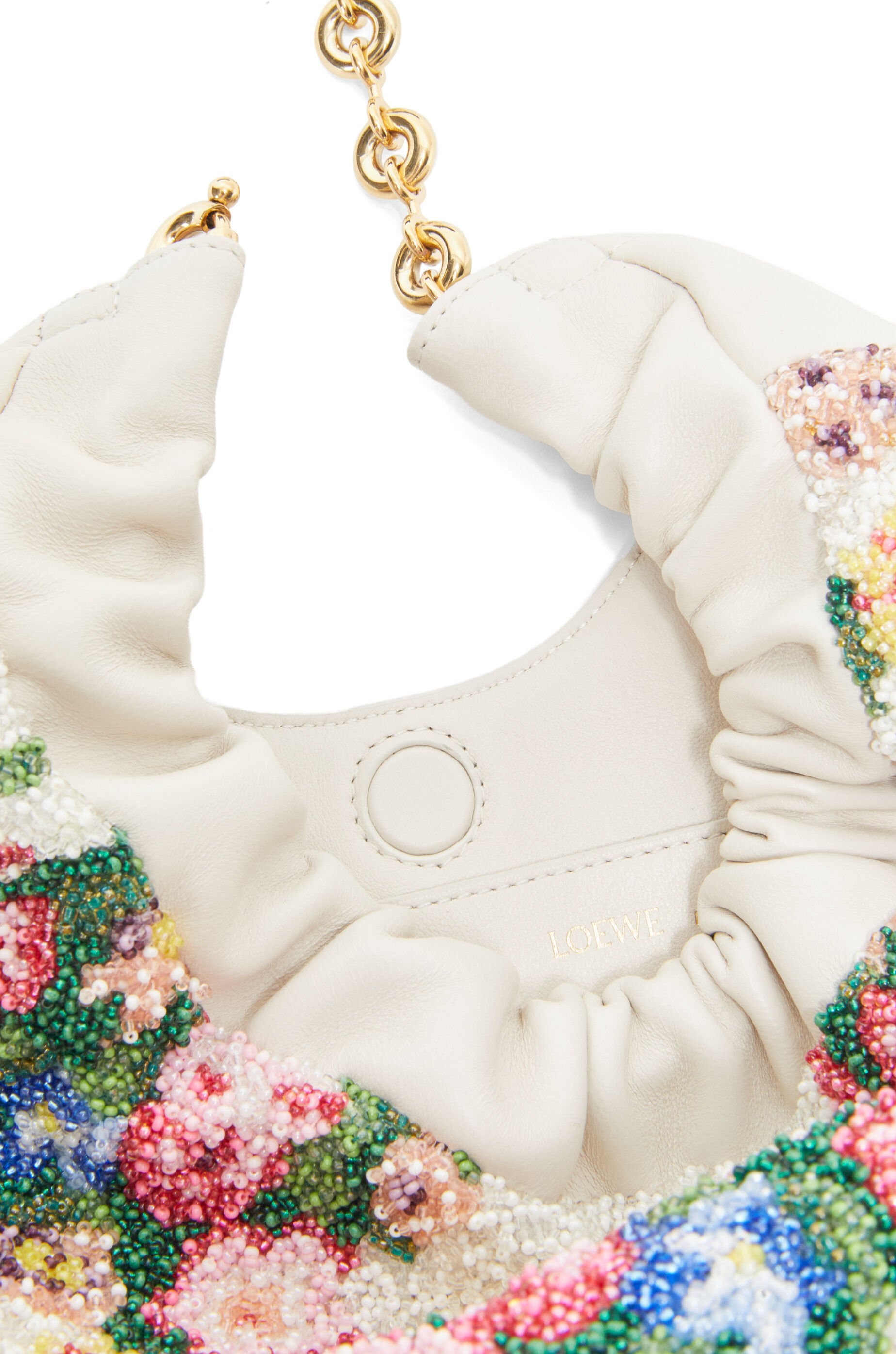 Mini Squeeze bag in beaded leather - 9