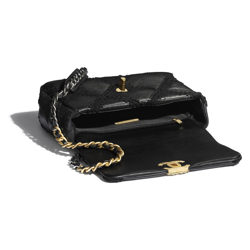 CHANEL 19 Flap Bag 3