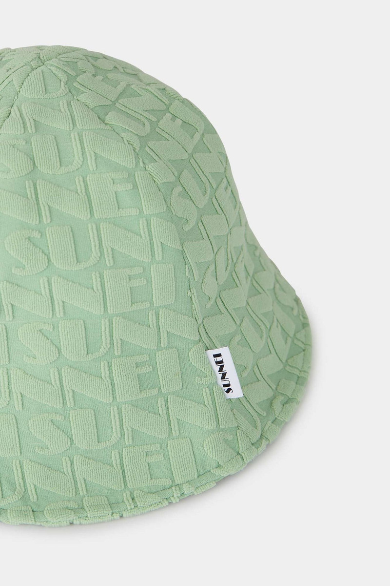 SUNNEI ALLOVER LOGO BUCKET HAT / sage green outlook