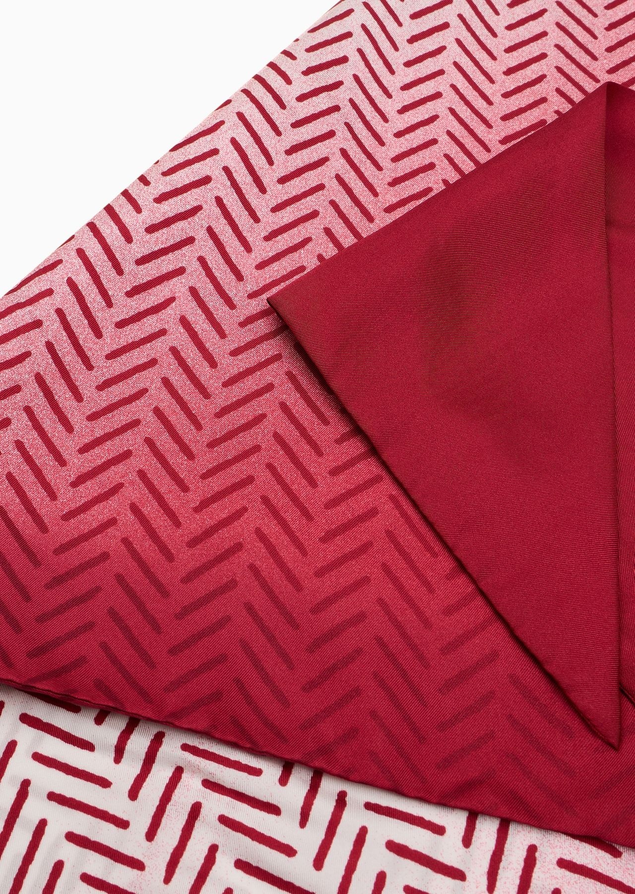 Silk foulard with ASV gradient print - 2