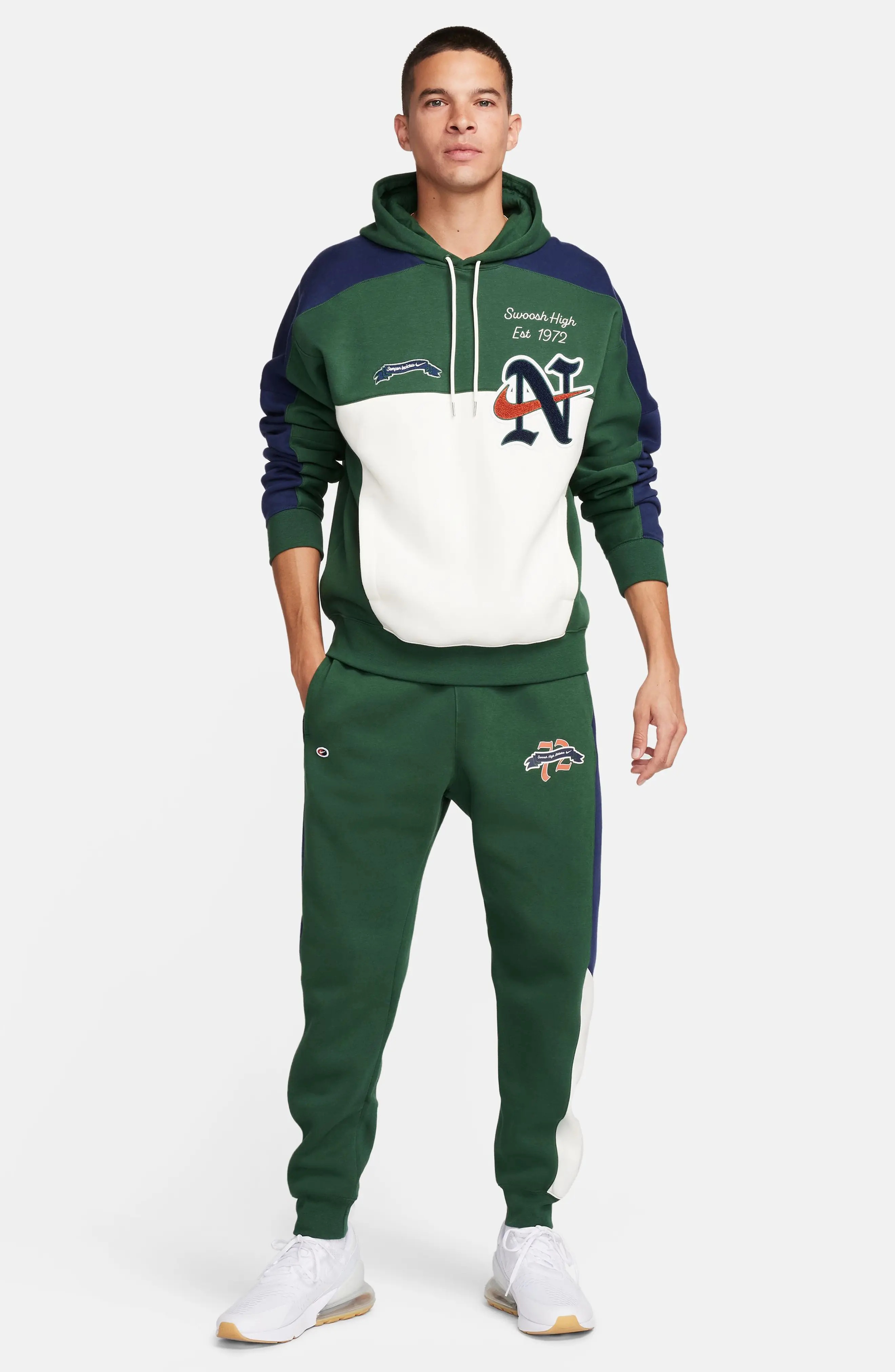 Sportswear Club Fleece Joggers in Fir/Midnight Navy/Sail - 5