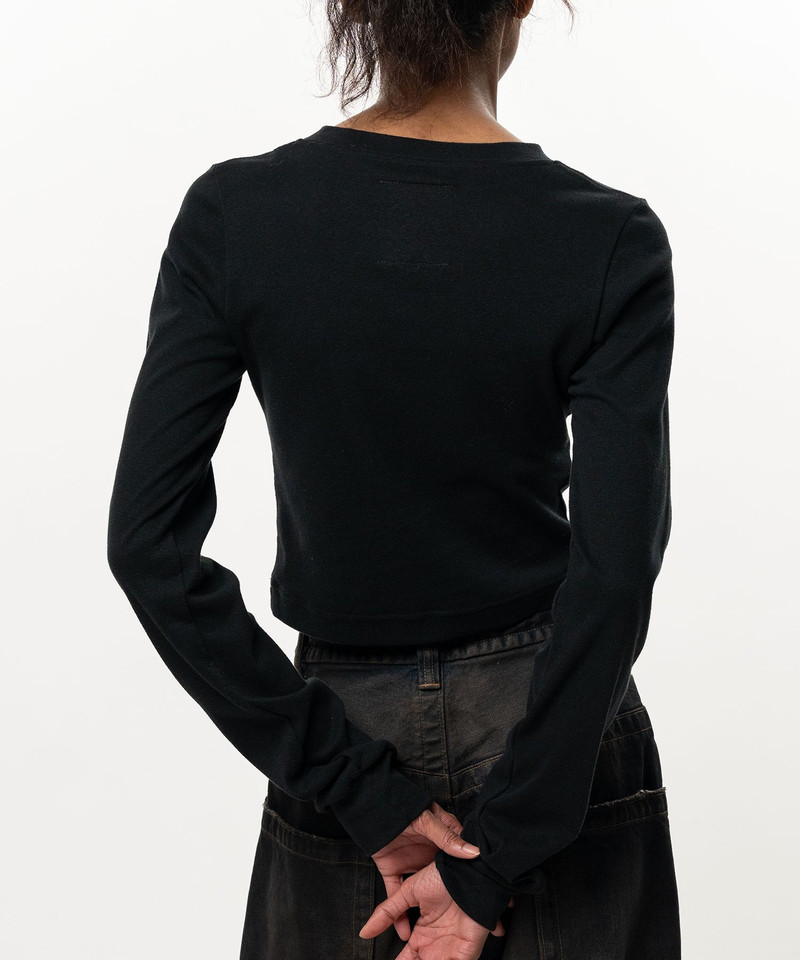 V-Neck Cropped Long Sleeve T-Shirt 16