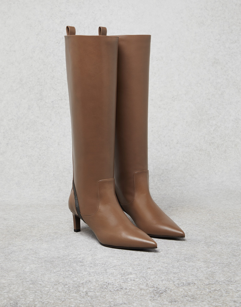 Soft nappa leather heeled boots with shiny contour 2