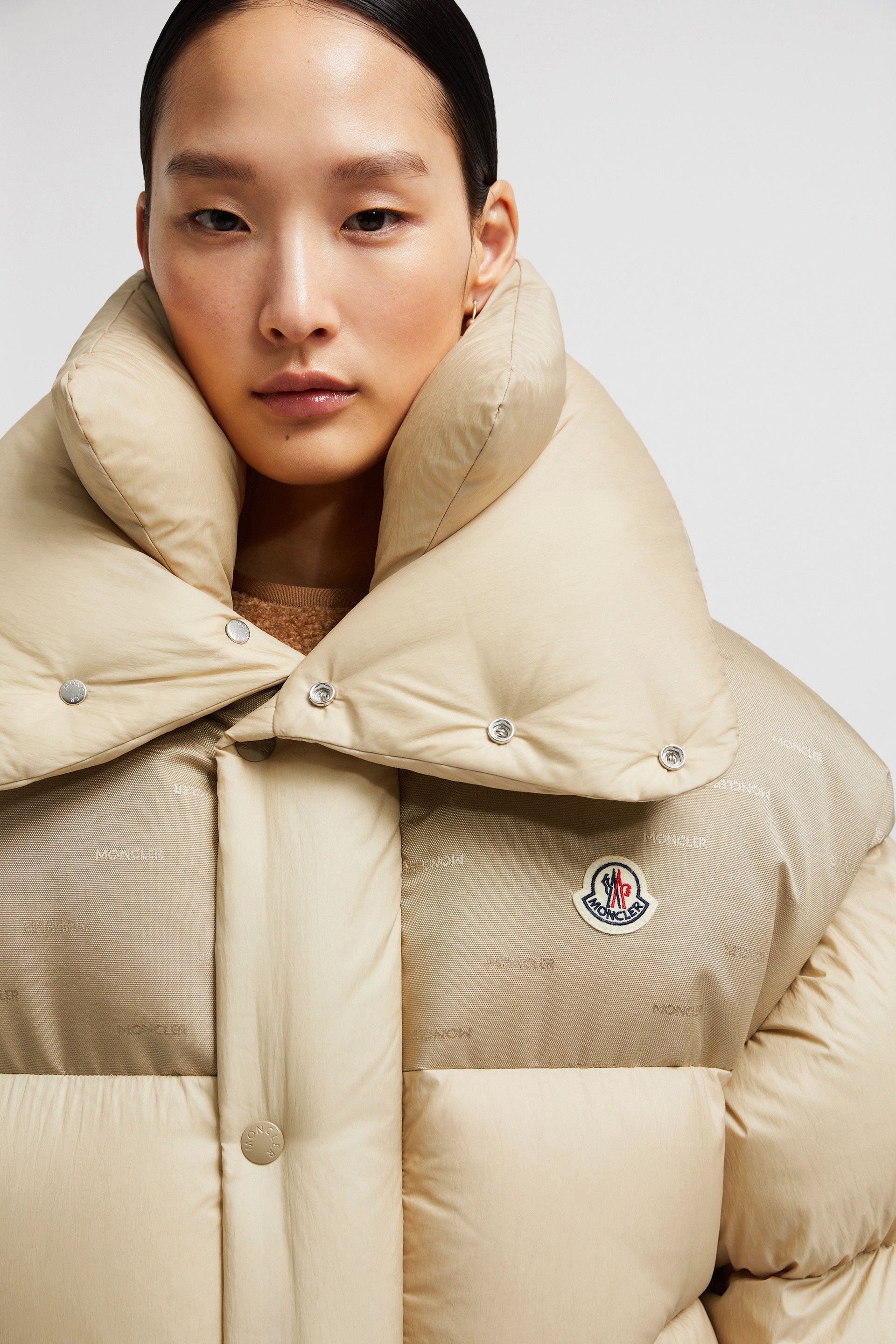 【送料&関税込】Moncler verone 1 Reversible Crop Down Jacket Moncler Moncler Verone Long Down Jacket | REVERSIBLE