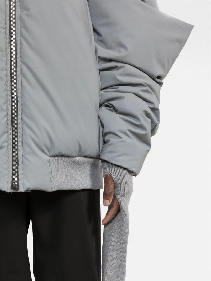 Gauntlet bomber jacket 5