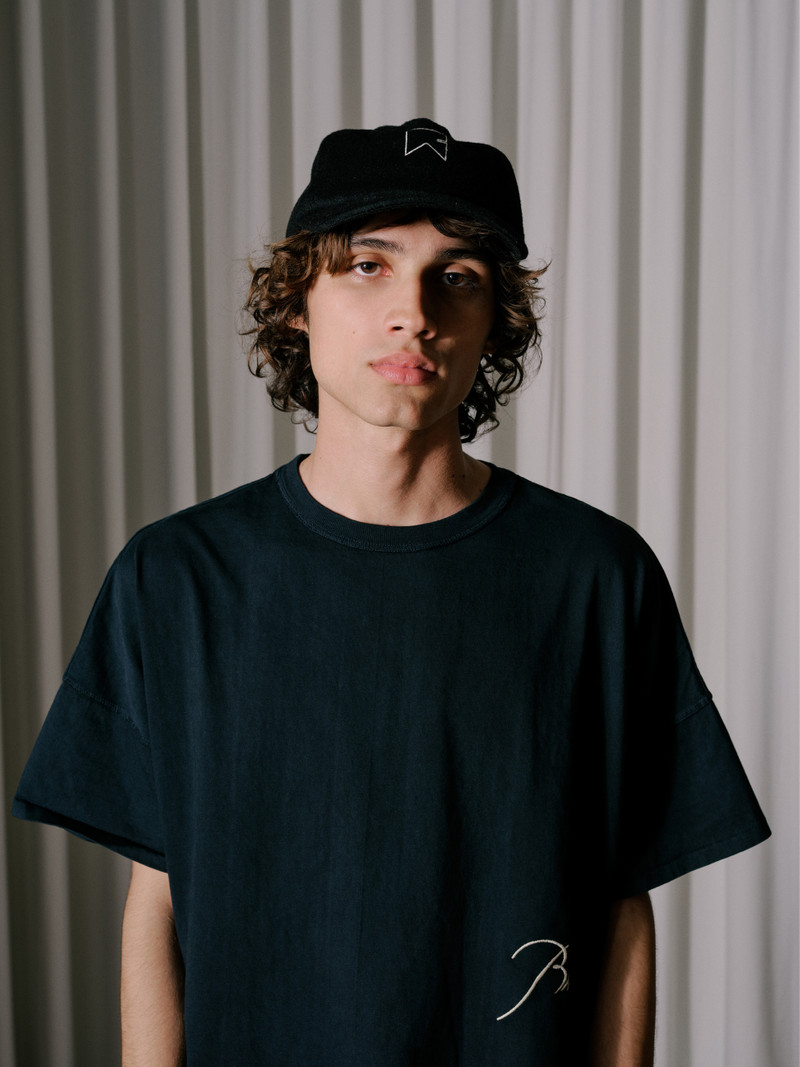 Rhude CASHMERE CHEVRON LOGO HAT outlook