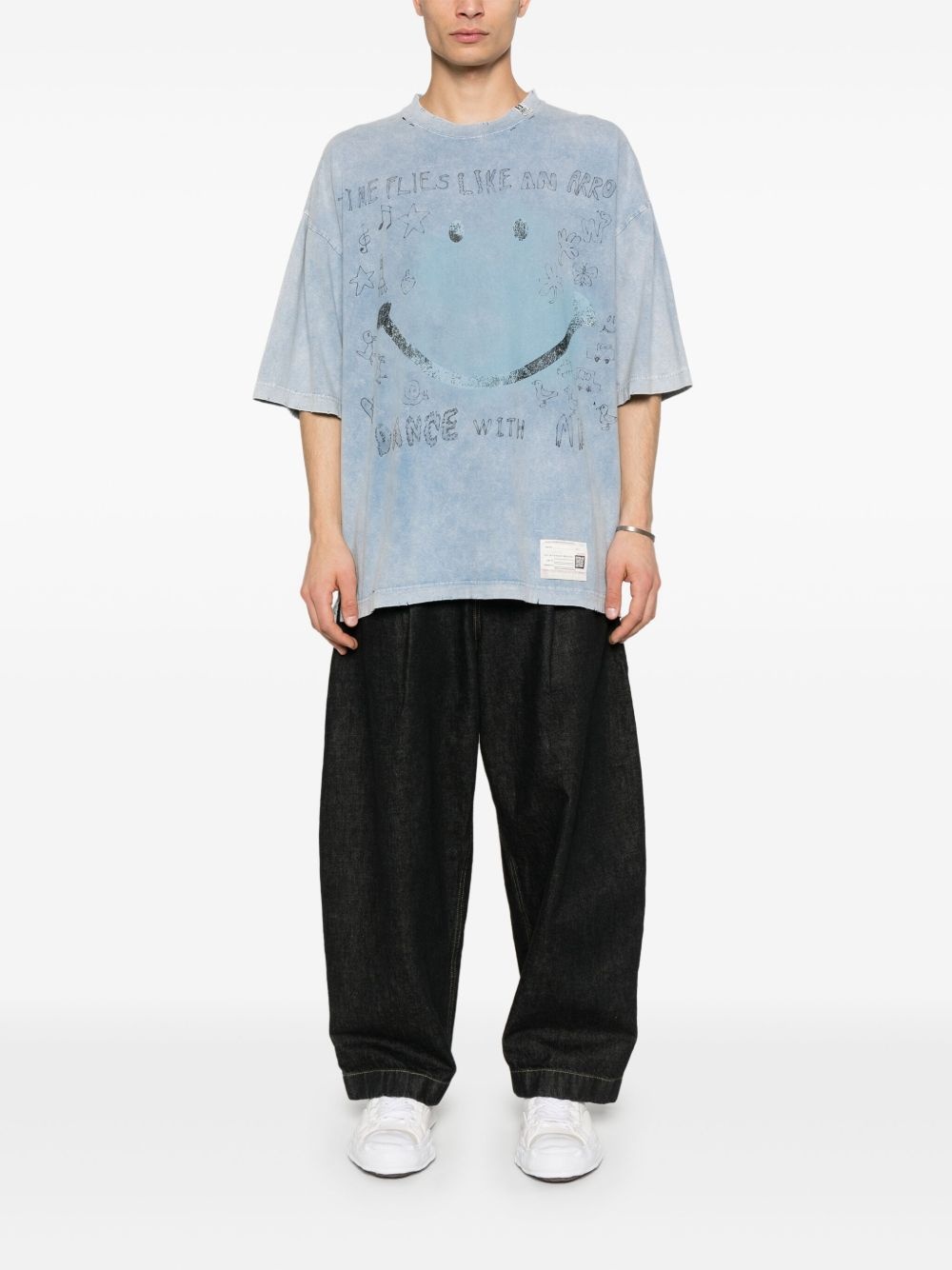 graphic-print distressed T-shirt - 2