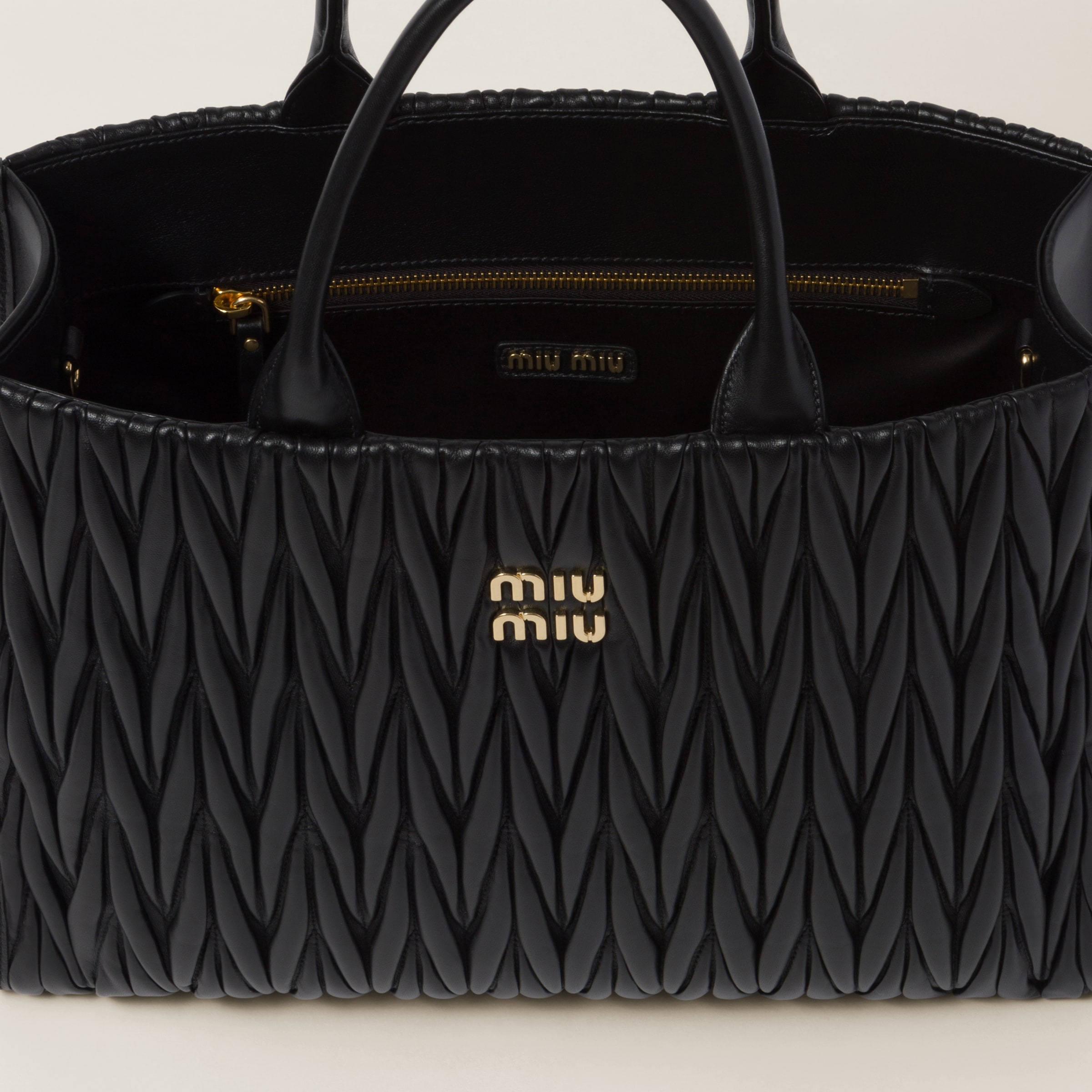 Miu Miu Matelassé nappa leather tote | REVERSIBLE