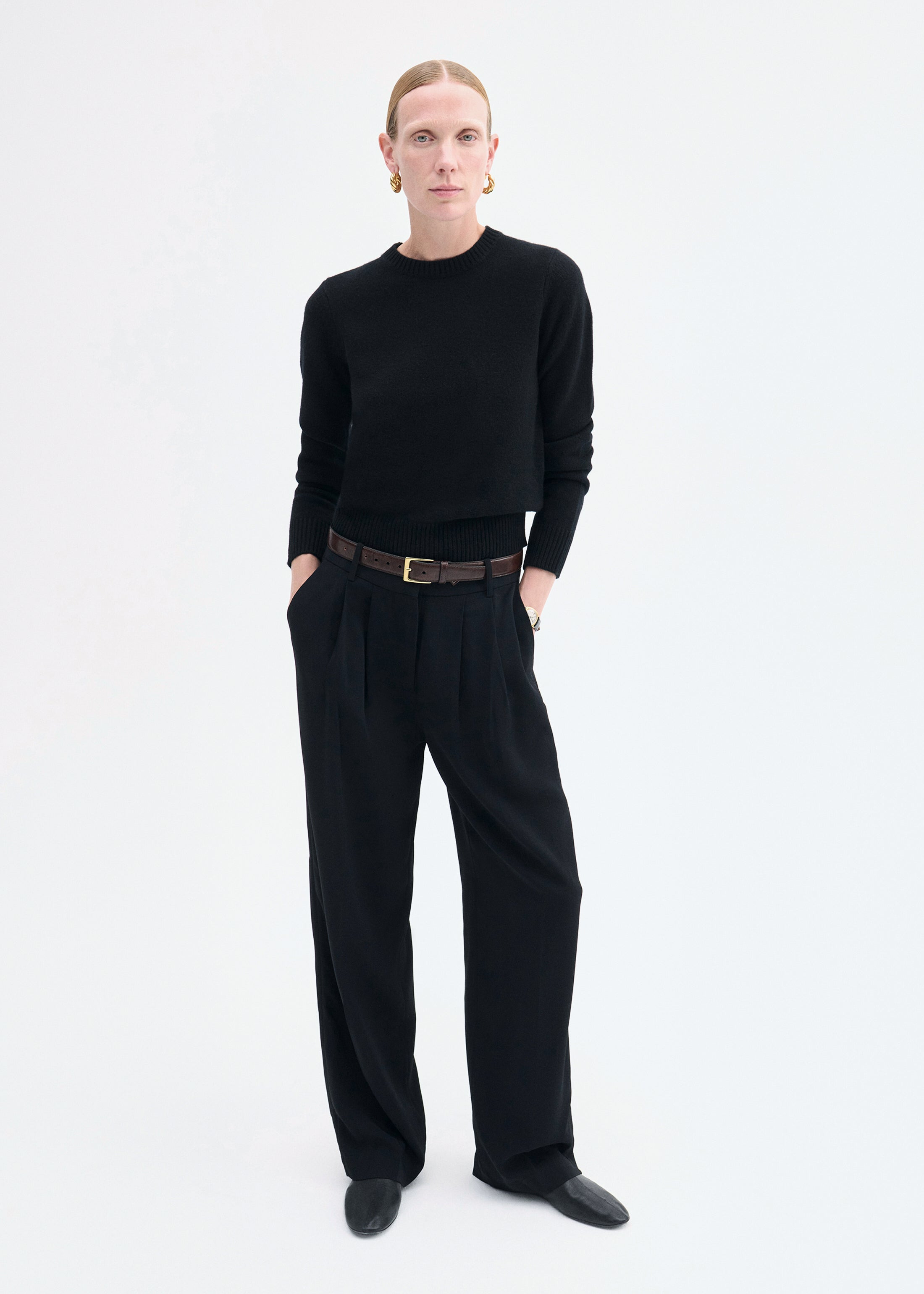 Crew Sweater in Cashmere - 3