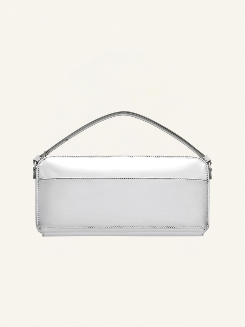 courrèges CLOUD MIRROR BAGUETTE outlook