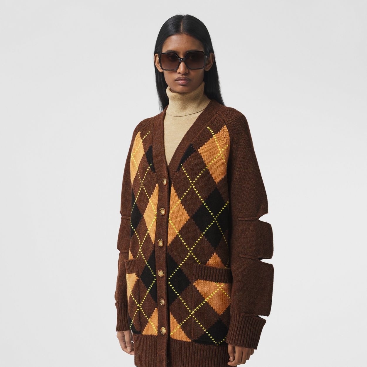 Cut-out Detail Argyle Intarsia Wool Cashmere Cardigan - 7