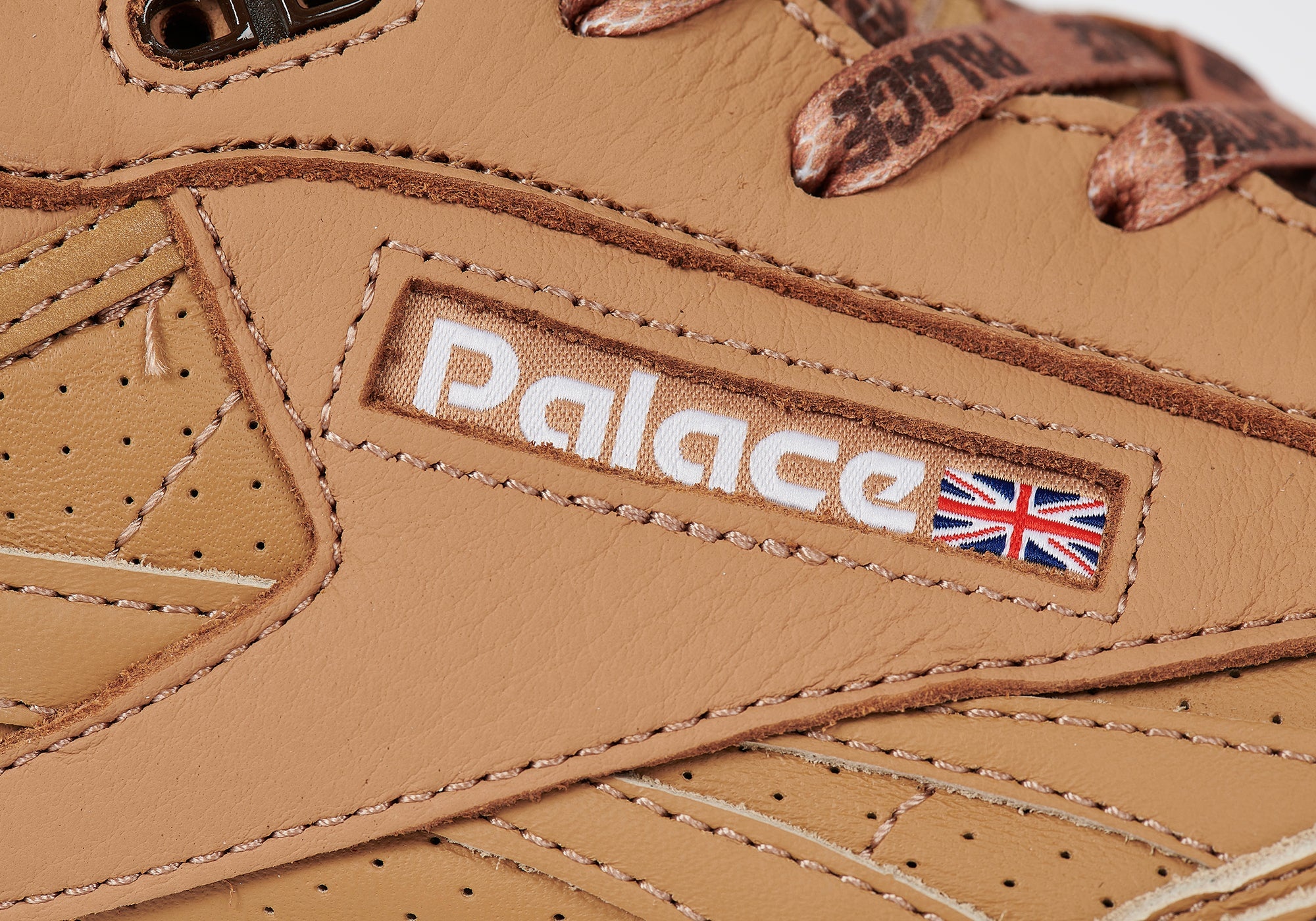 PALACE REEBOK CLUB C MID II REVENGE SOFT CAMEL / BRUSH BROWN / REEBOK LE 5 - 7