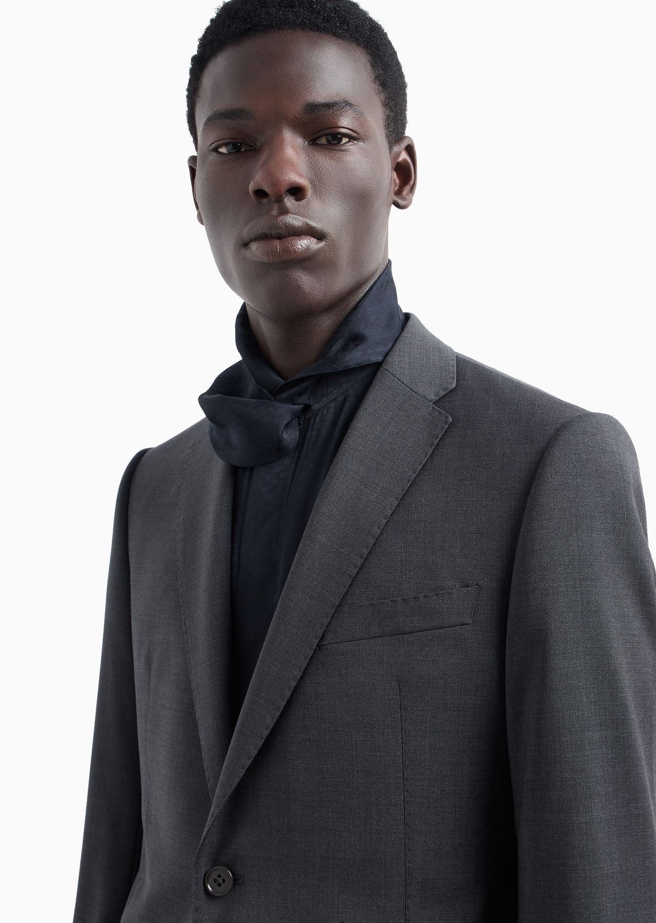 Slim-fit, single-breasted suit in natural, tropical, stretch light wool - 5