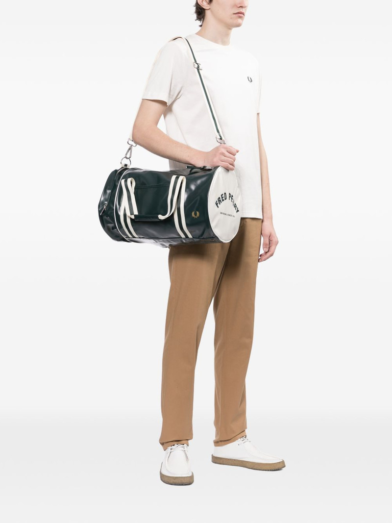 Fred Perry Classic Barrel holdall outlook