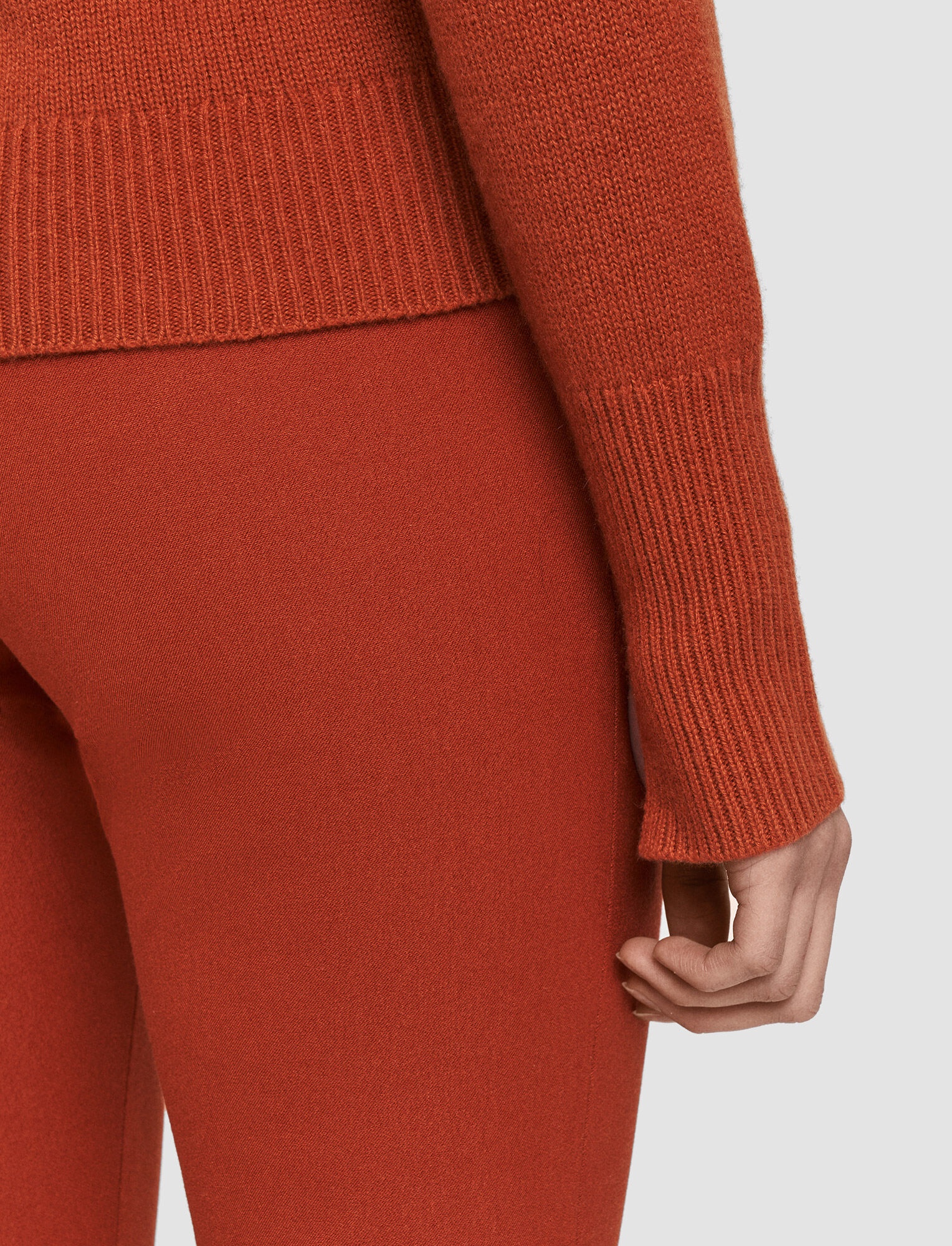 Pure Cashmere Round Neck Jumper - 6