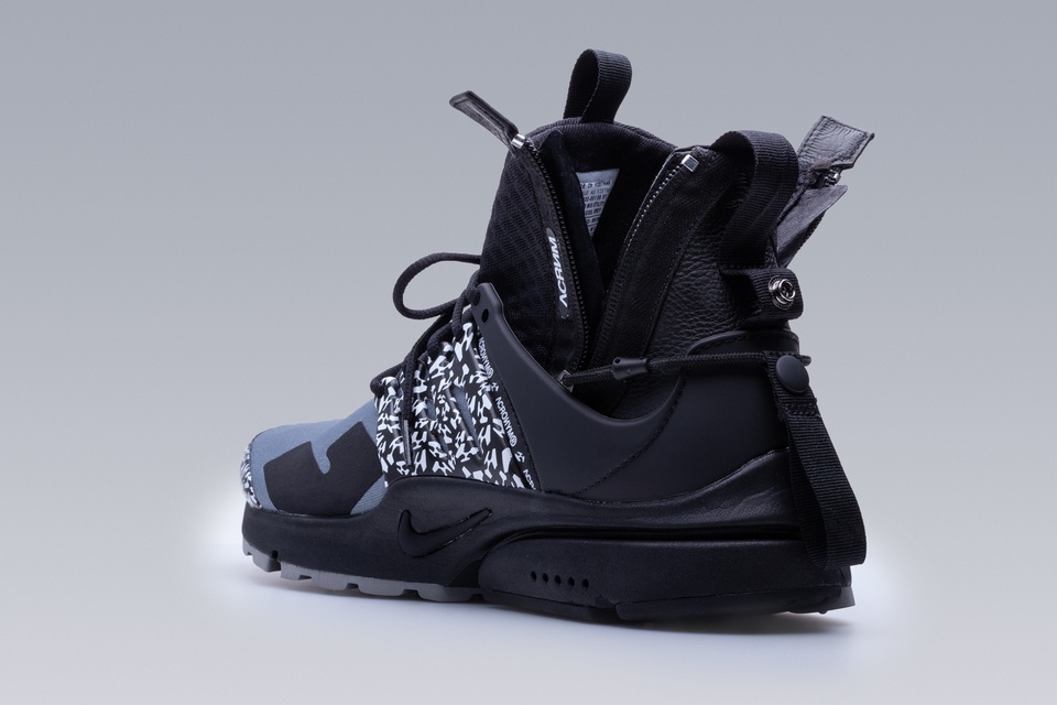 APM2-001 Nike® Air Presto Mid / Acronym® Cool Grey/Black/Black - 26