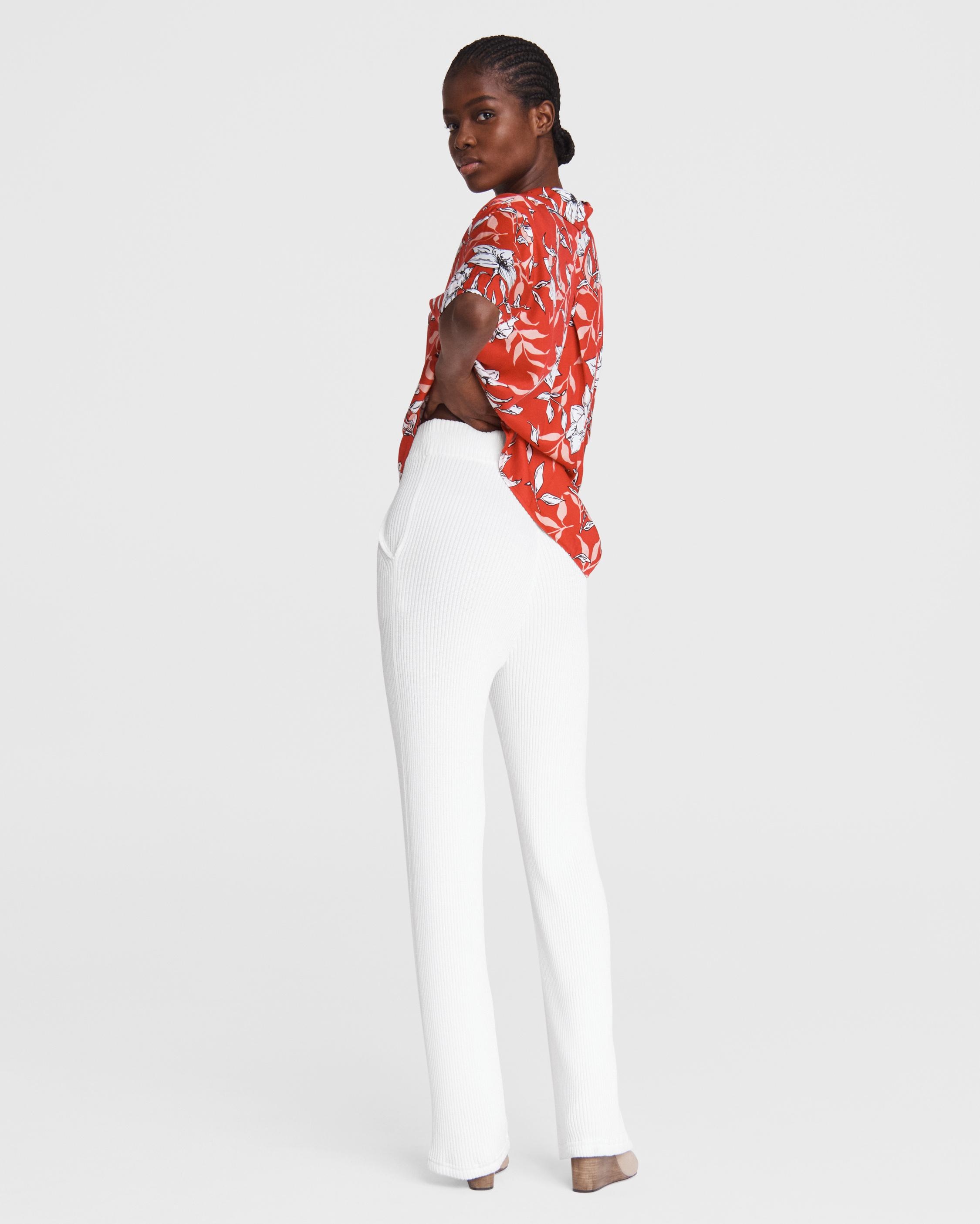 Dakota Viscose Rib Pant
Slim Fit Pant - 5