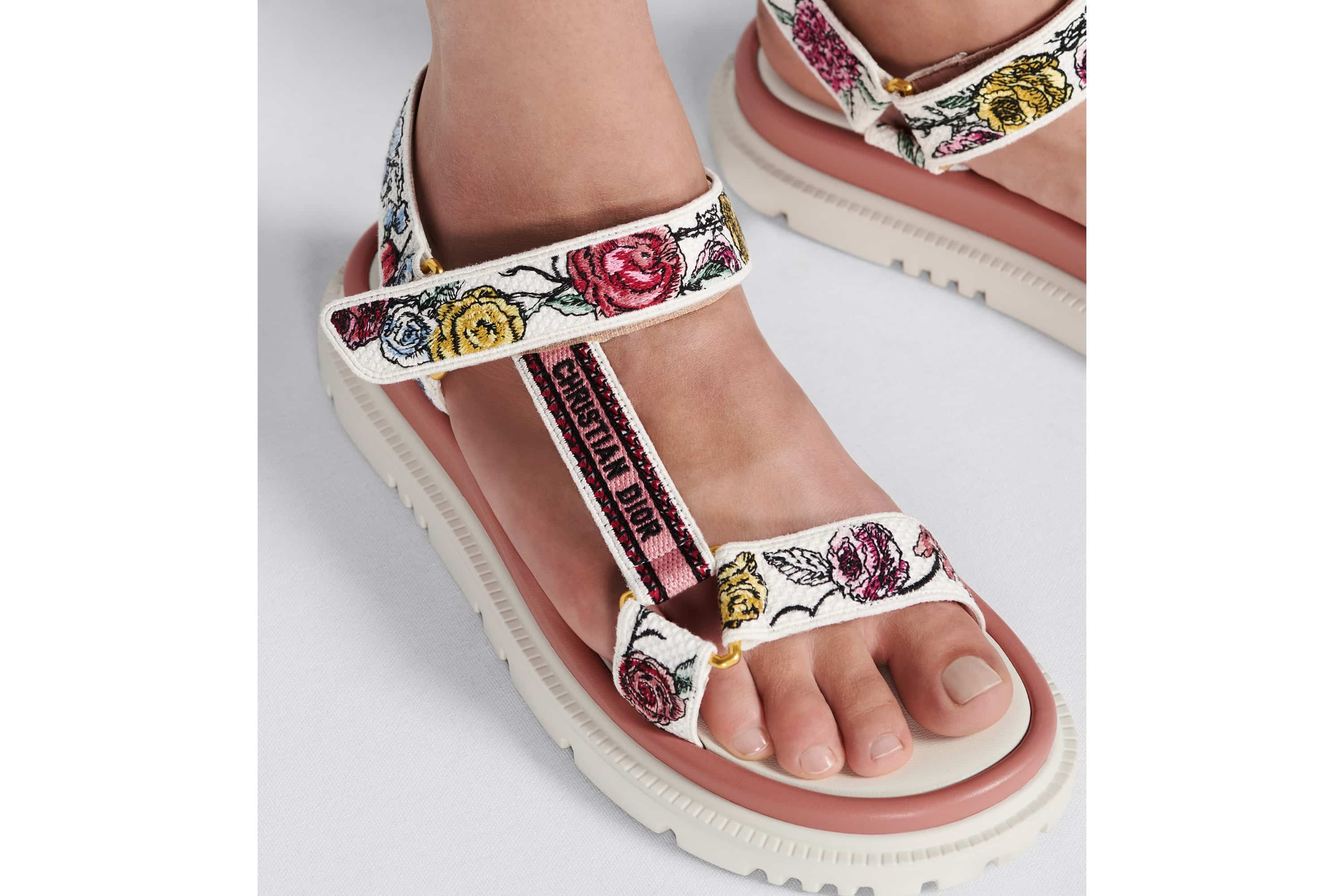 D-Wave Sandal - 8