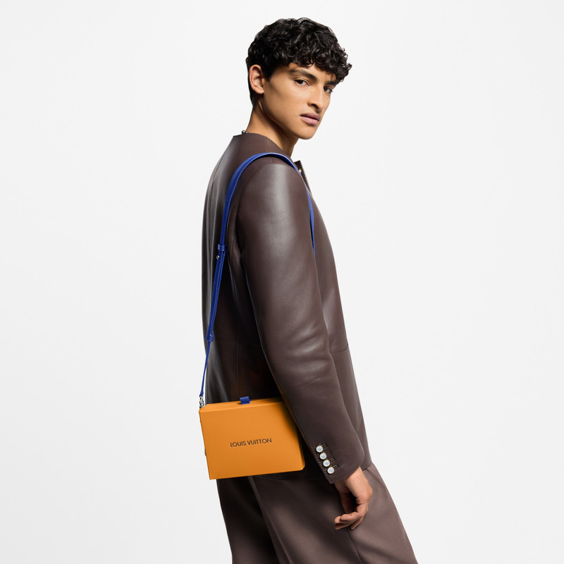 Louis Vuitton Shopper Clutch outlook