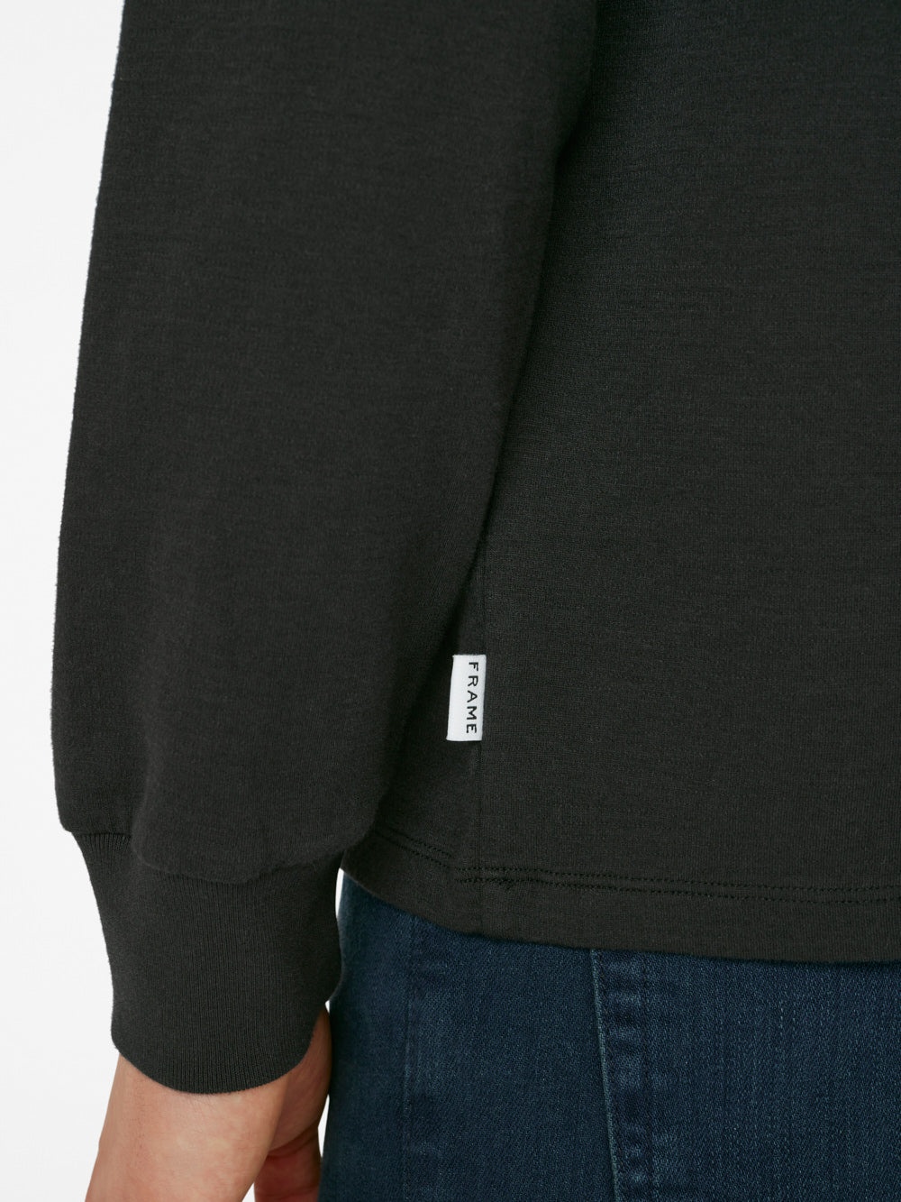 Duo Fold Long Sleeve Crew in Noir - 5