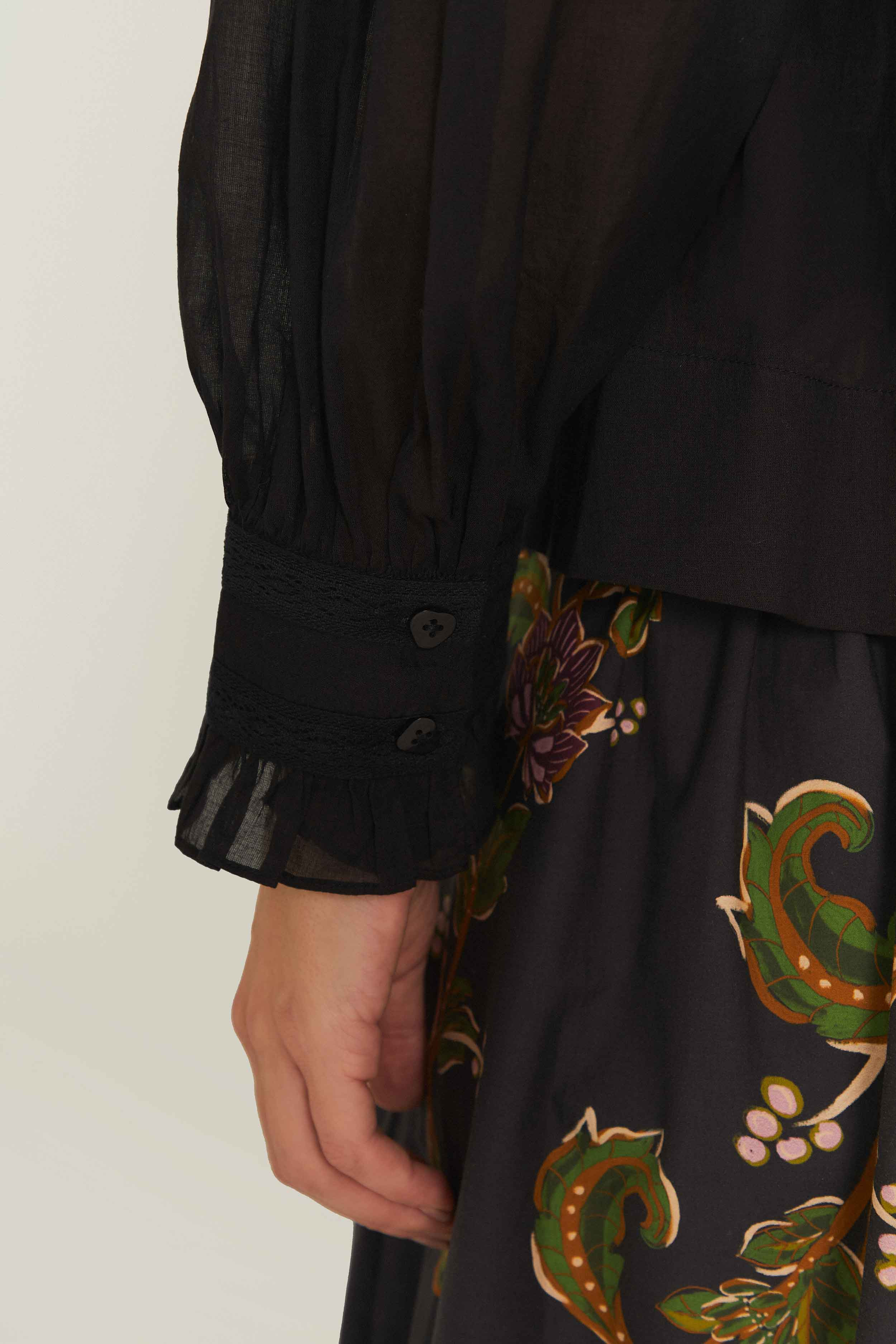 Black Short Sleeve Collar Blouse - 6