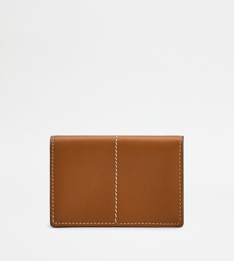 Tod's BUSINESS CARD HOLDER IN LEATHER - BROWN outlook