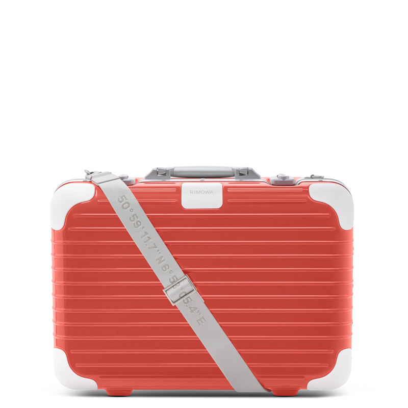 Holiday Hand-Carry Case 7