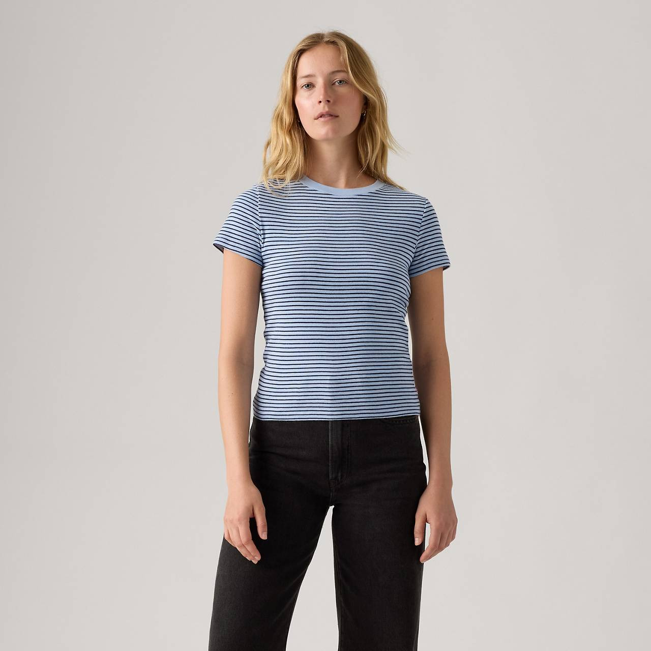 ESSENTIAL SHORT-SLEEVE TEE - 2